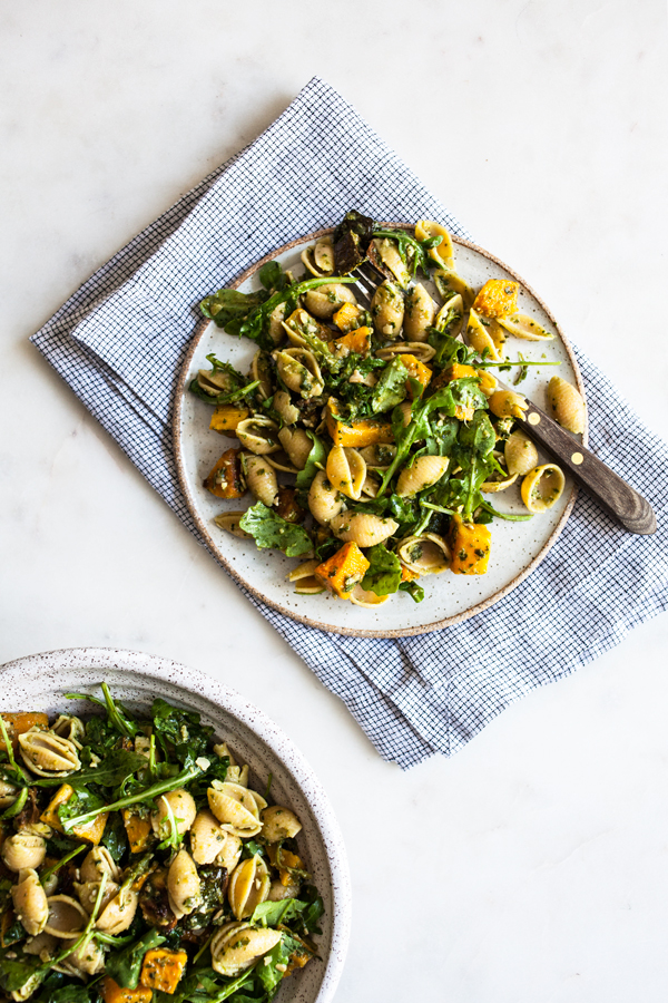 Roasted Butternut Squash, Zucchini & Arugula Pesto Pasta Salad | The Full Helping