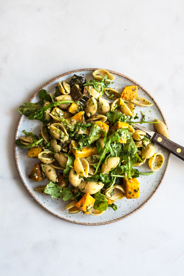 Roasted Butternut Squash, Zucchini & Arugula Pesto Pasta Salad | The Full Helping