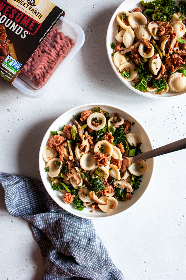 Protein Packed, Awesome Mushroom Kale Pasta | The Full Helping