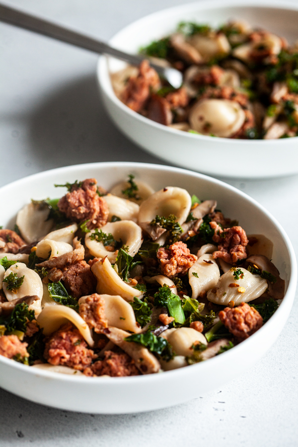 Protein Packed, Awesome Mushroom Kale Pasta | The Full Helping