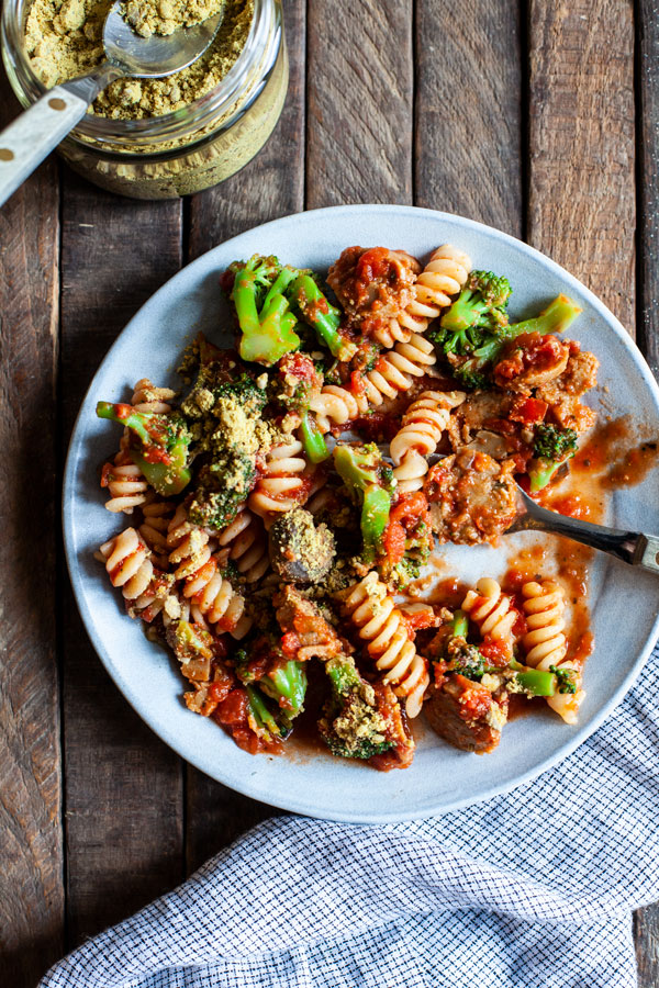 Easy Vegan Sausage Mushroom Marinara Pasta | The Full Helping