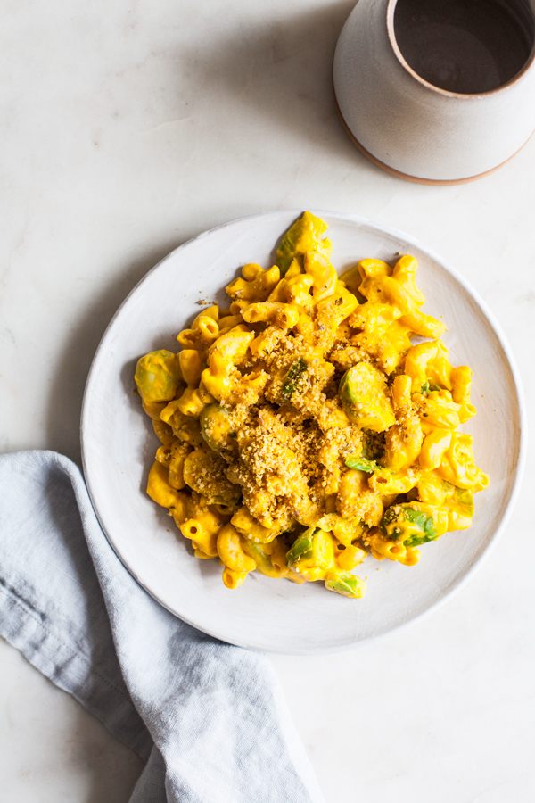 Creamy Vegan Carrot Mac with Walnut Herb "Parmesan" | The Full Helping