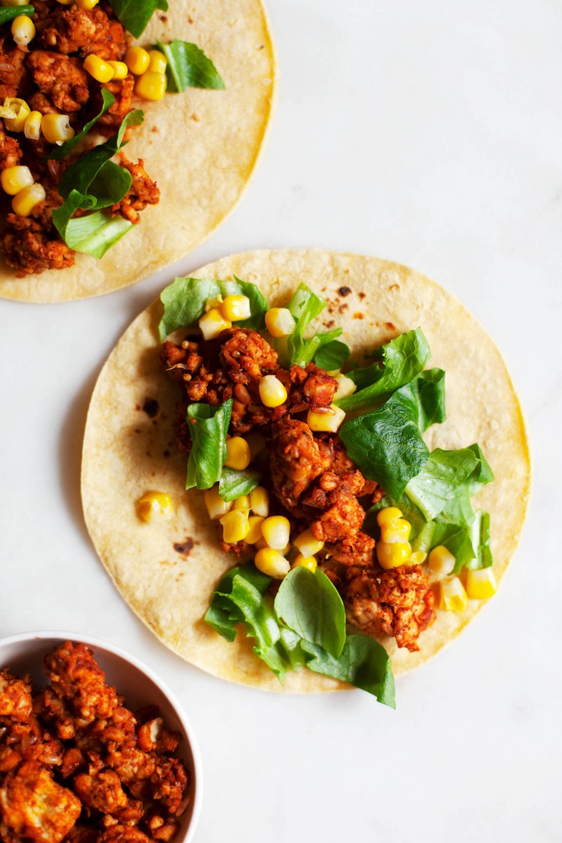 vegan chili lime tempeh taco assembly